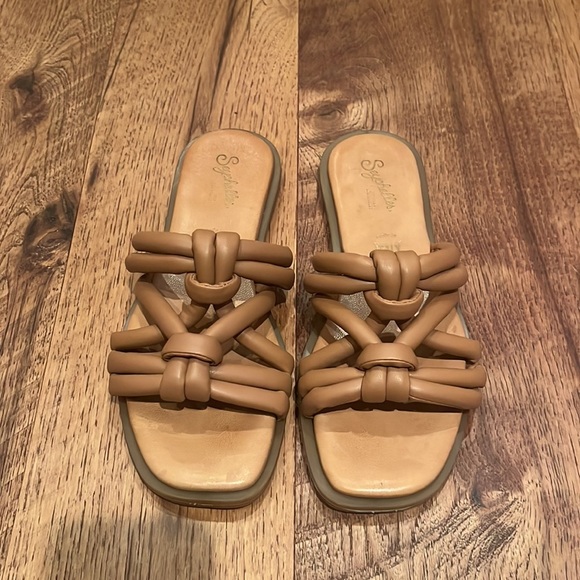 Seychelles Woman’s Brown Sandals Size 6 - Picture 2 of 6